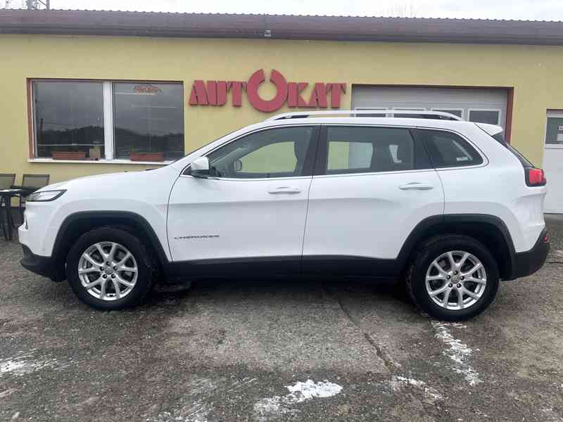 Jeep Cherokee 2.2CRD 4x4/136kW/1MAJ/TOP - foto 6