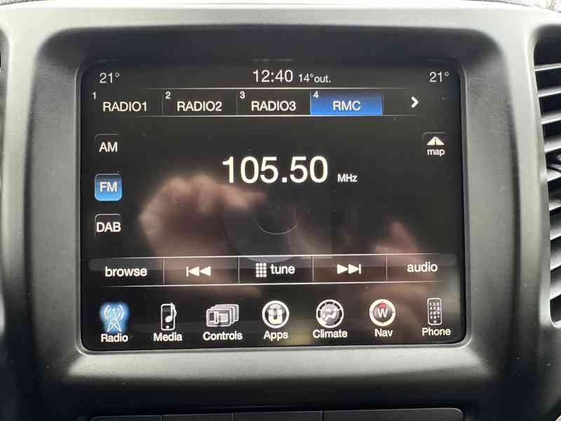 Jeep Cherokee 2.2CRD 4x4/136kW/1MAJ/TOP - foto 30