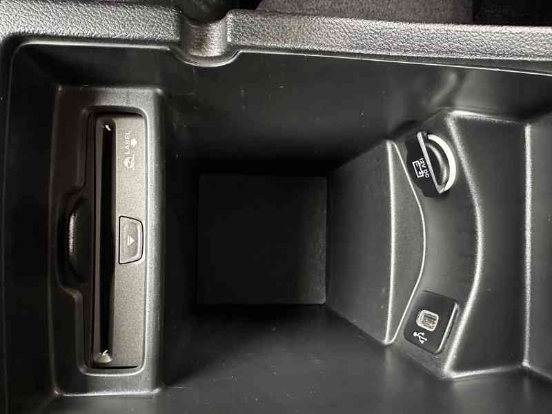 Jeep Cherokee 2.2CRD 4x4/136kW/1MAJ/TOP - foto 39