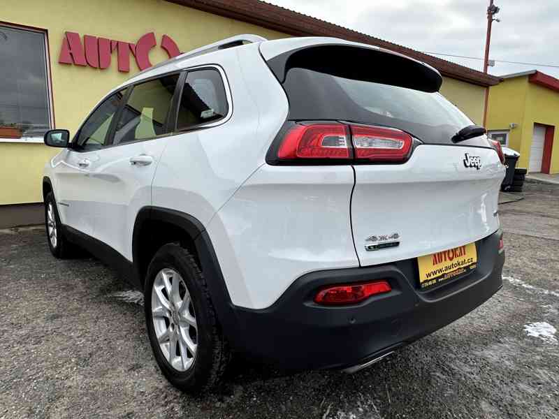 Jeep Cherokee 2.2CRD 4x4/136kW/1MAJ/TOP - foto 5