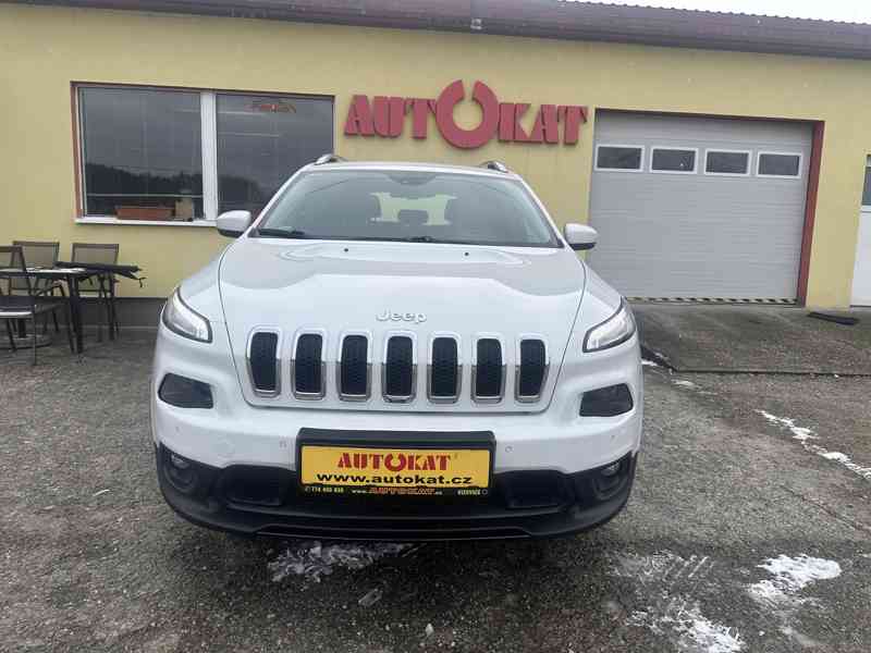 Jeep Cherokee 2.2CRD 4x4/136kW/1MAJ/TOP - foto 8