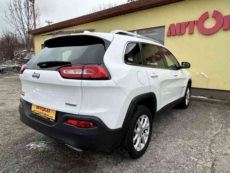 Jeep Cherokee 2.2CRD 4x4/136kW/1MAJ/TOP - foto 3