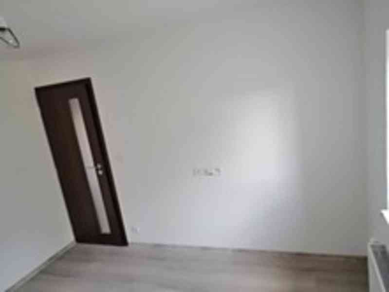 Byty, 2+1,2+kk, Karlovy Vary - Hůrky - foto 2