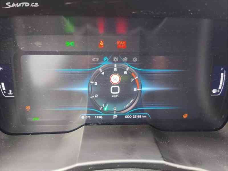 SsangYong Tivoli tovární záruka 4/29, odpočet D - foto 8