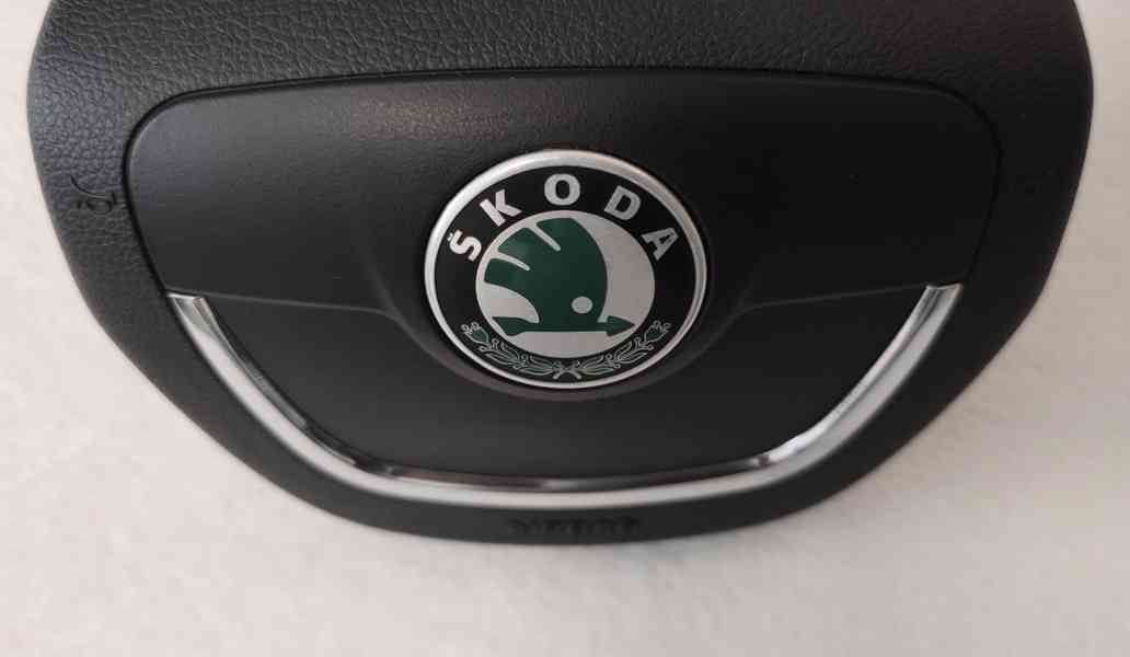 ZÁNOVNÍ Airbag řidiče Škoda Fabia II facelift 1Z0880201AR - foto 8
