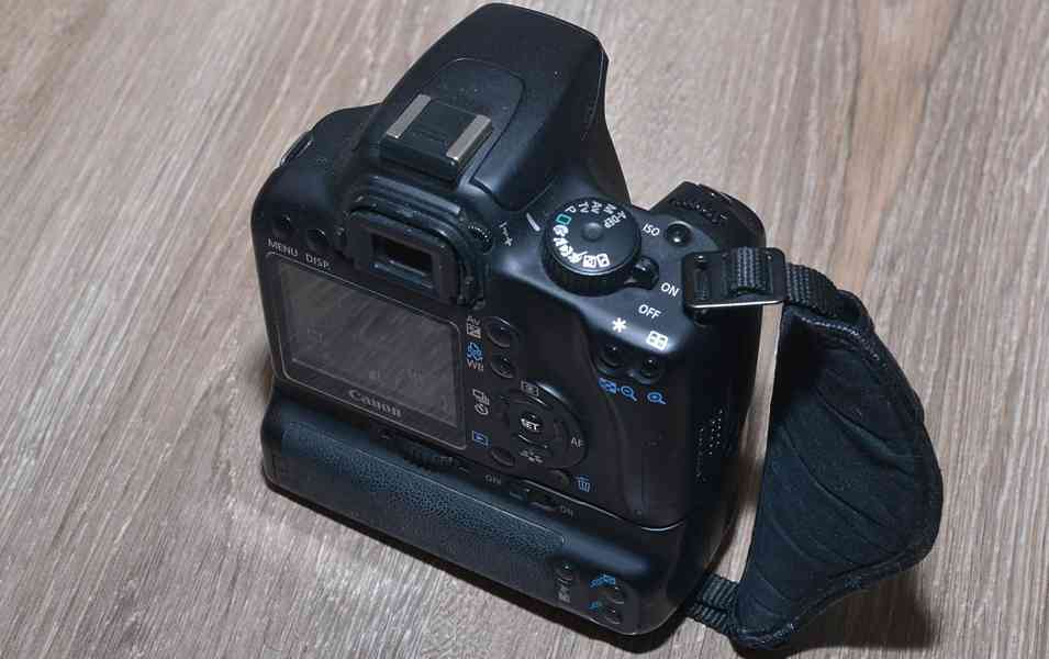 Canon EOS 1000D **APS-C + *battery grip*6300 Exp - foto 5