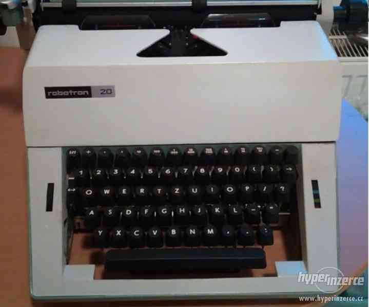 Psací stroj ROBOTRON 20 DDR, datum prodeje 1985, nový - foto 1