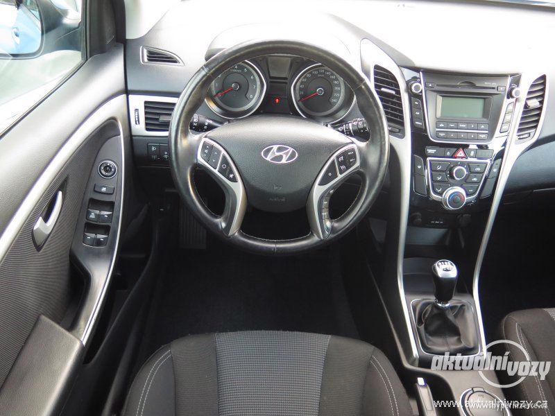 Hyundai i30 1.4, benzín, r.v. 2013 - foto 6