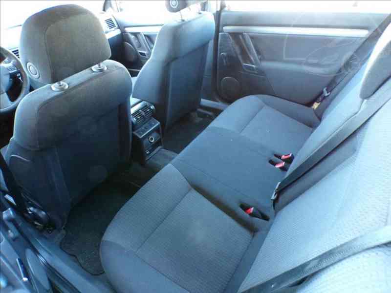 Opel Vectra 1,8 16V KLIMA - foto 7