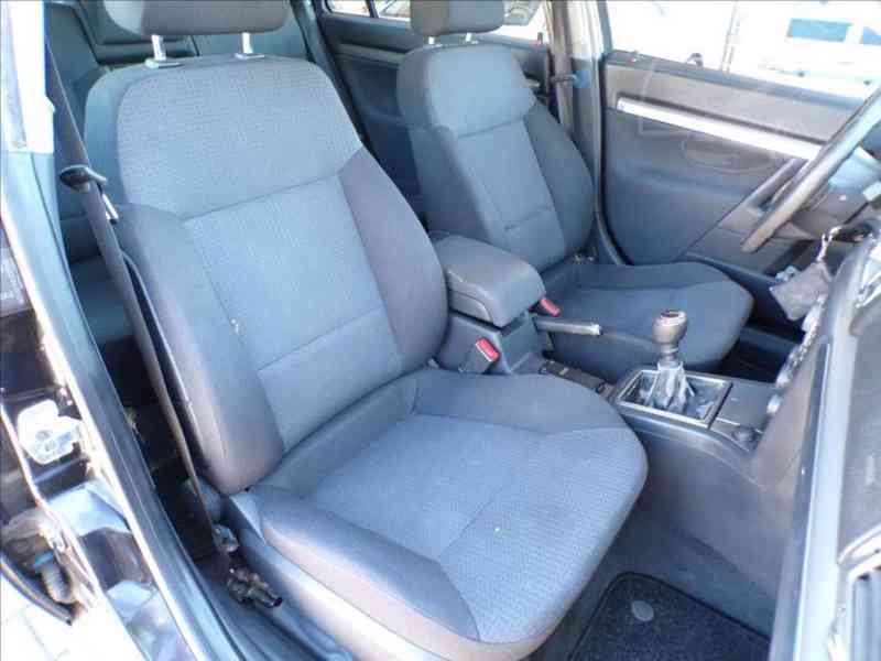 Opel Vectra 1,8 16V KLIMA - foto 11