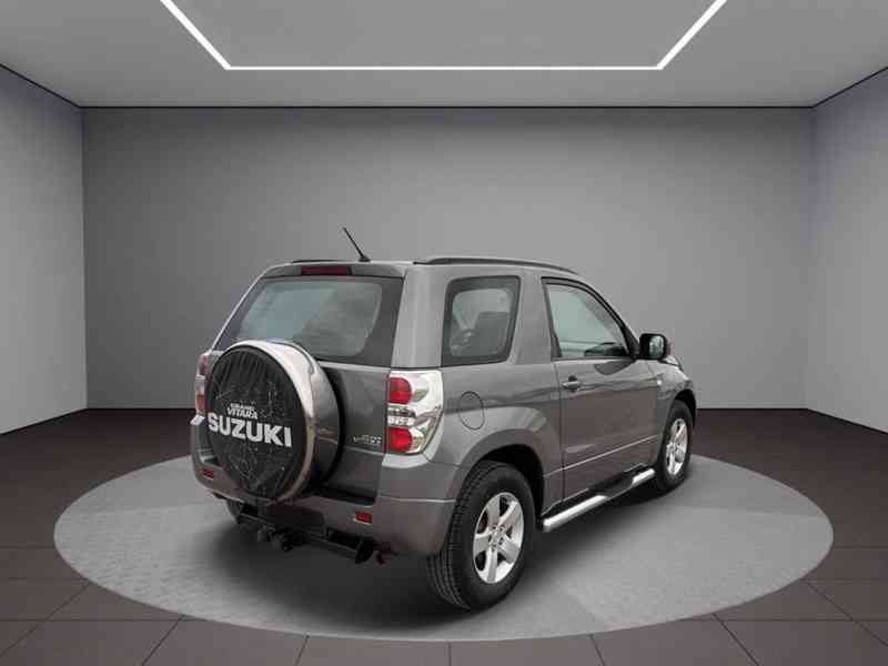 Suzuki Grand Vitara 1,6i Comfort benzín 78kw - foto 14