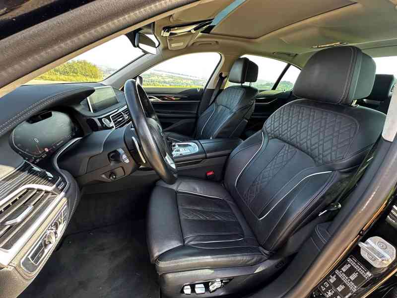 BMW Řada 7 740xd/laser/360°/masáž/ACC/HUD - foto 13