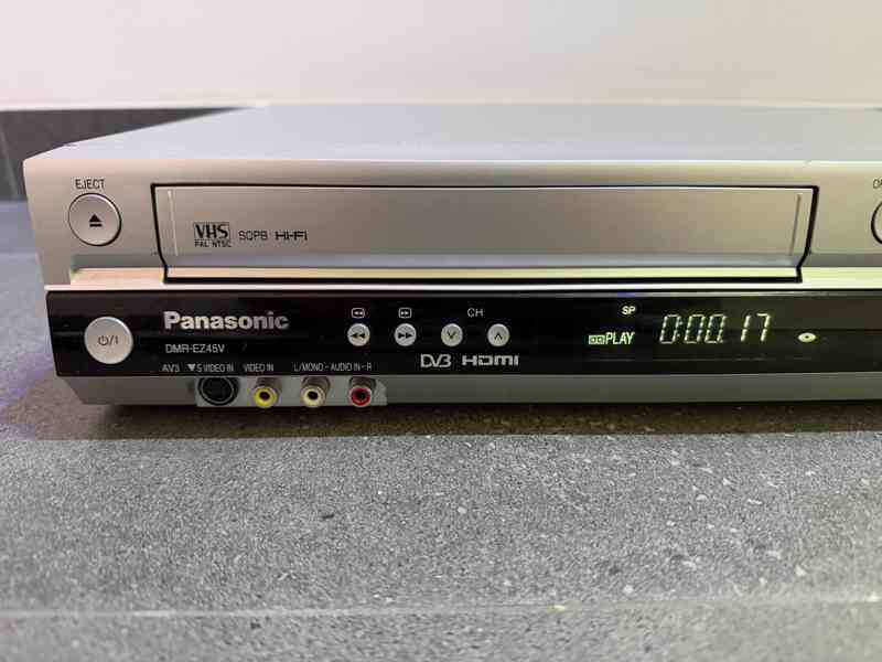 Combo rekordér Panasonic DMR-EZ45V s HDMI - foto 2