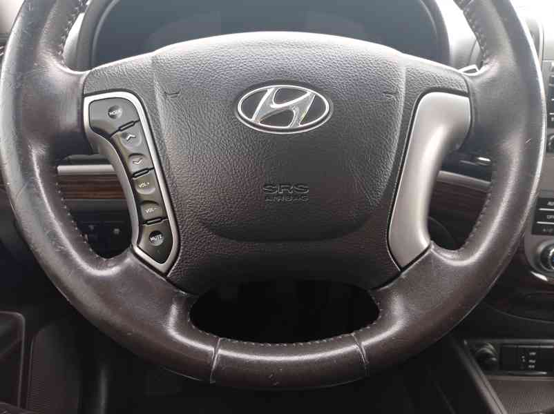 Hyundai Santa Fe 2.0 CRDi 110kW/1Maj/DigiKlima - foto 27