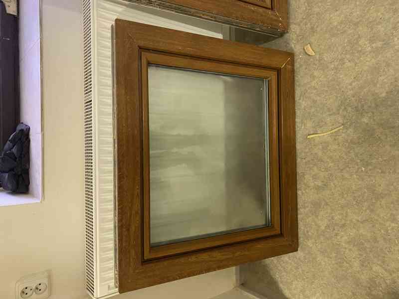 Plastové okno 88 × 80 cm – 1 000 Kč - foto 2