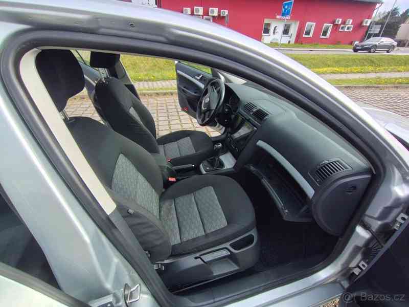 Škoda Octavia 1,6   77 kW,2011,STK 10/2028 - foto 8