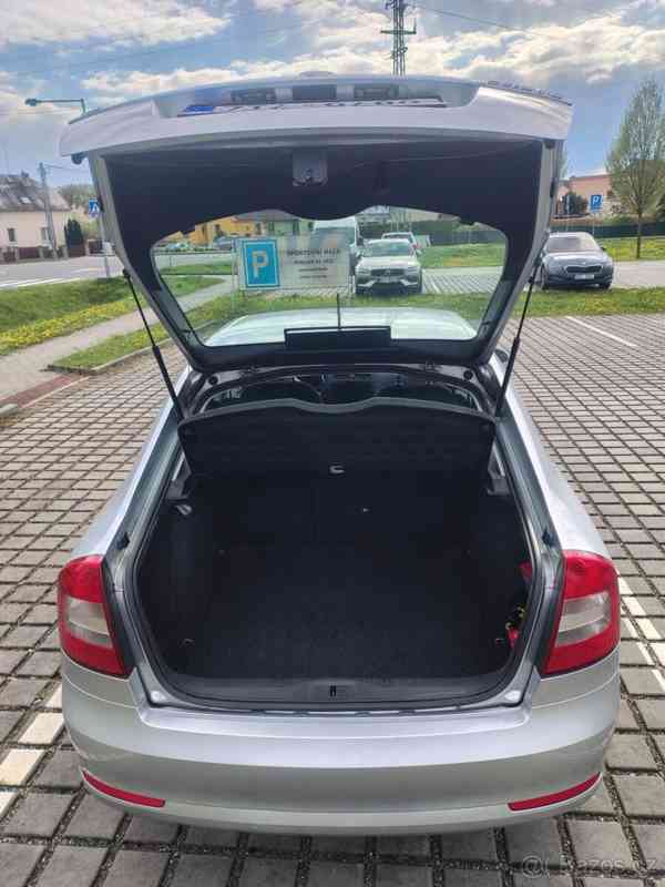Škoda Octavia 1,6   77 kW,2011,STK 10/2028 - foto 3
