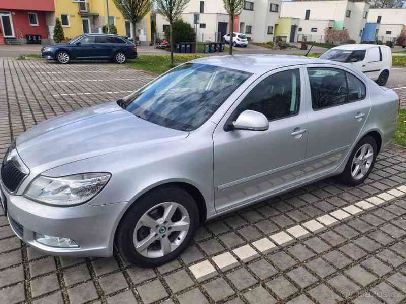Škoda Octavia 1,6   77 kW,2011,STK 10/2028 - foto 12