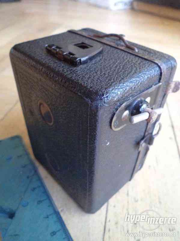 Historický Fotoaparát Zeiss Ikon Baby Box 54/18 - foto 3
