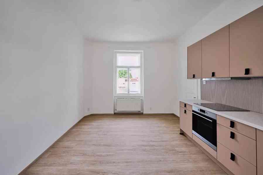 Pronájem bytu 2+kk 51 m² - foto 2