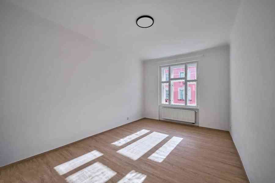 Pronájem bytu 2+kk 51 m² - foto 5