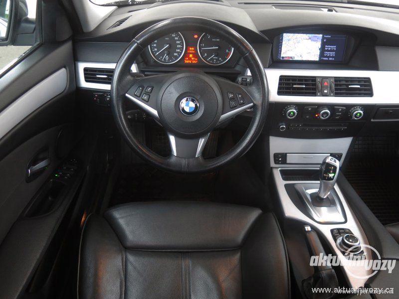 BMW 5 3.0, nafta, r.v. 2009, kůže - foto 9