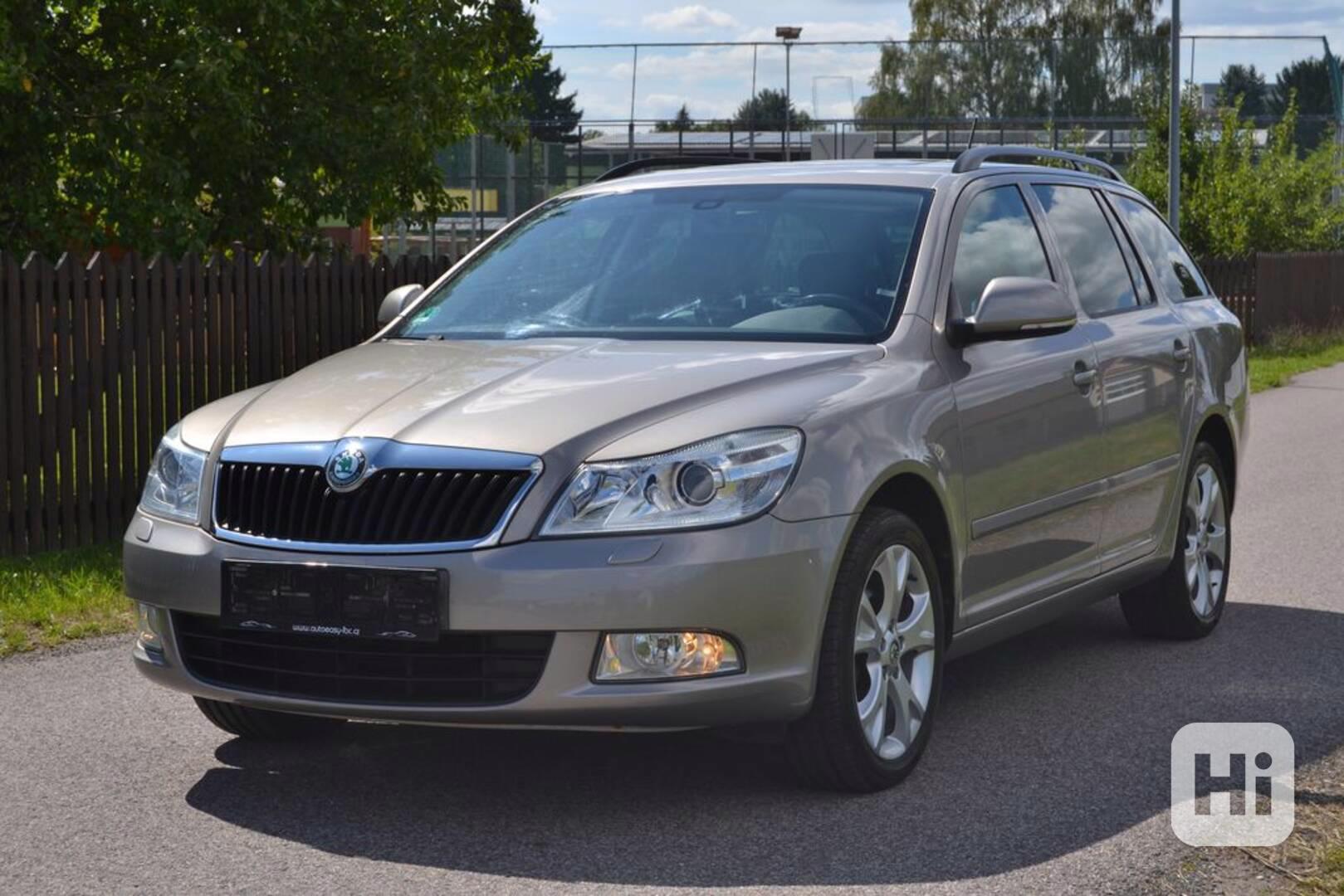 Škoda Octavia 1.4 TSI 90kW Elegance kombi - foto 1