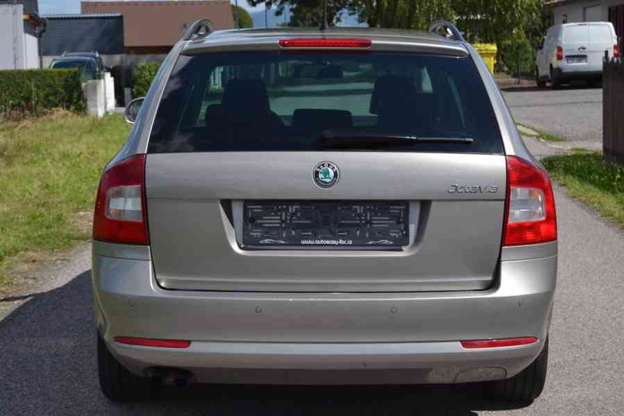 Škoda Octavia 1.4 TSI 90kW Elegance kombi - foto 3