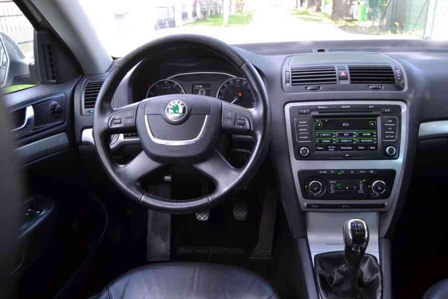 Škoda Octavia 1.4 TSI 90kW Elegance kombi - foto 7