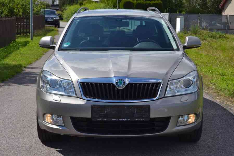 Škoda Octavia 1.4 TSI 90kW Elegance kombi - foto 6