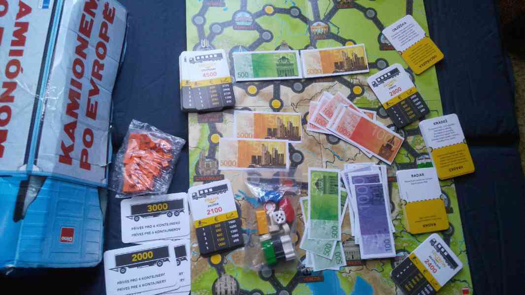 Společenské hry (Deskovky) Zábavné hračky pro celou rodinu - foto 31