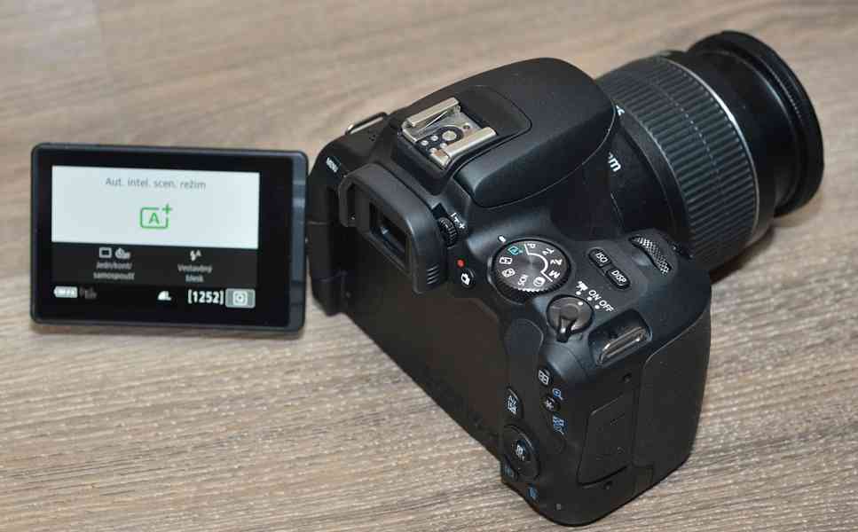 Canon EOS 200D + Objektiv EFS 18-55mm 1260 Exp. - foto 7