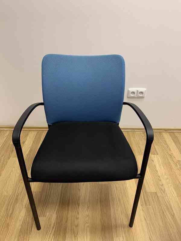 Konferenční židle modrá síťovaná - foto 2