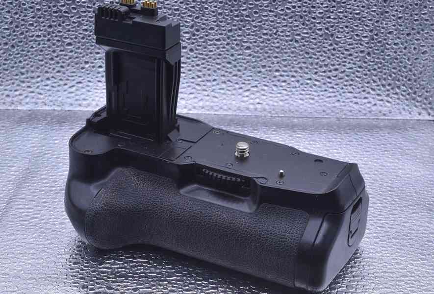 Meike MK-550D grip pro Canon 550D/600D/650D/700D - foto 5