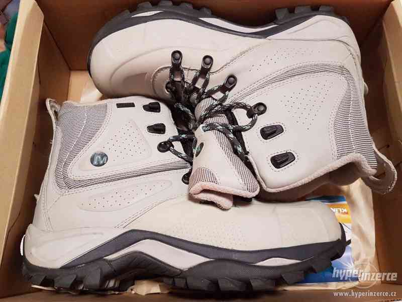 Merrell on sale whiteout 8