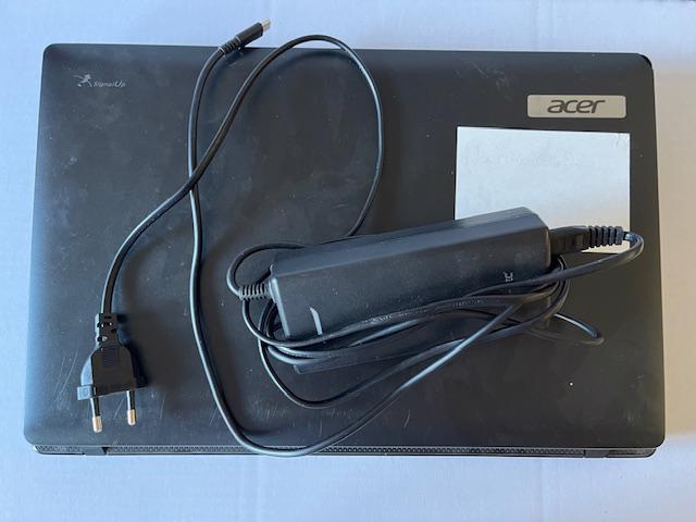 Soubor drobné elektroniky (telefony, notebooky, fotoaparát) - foto 4