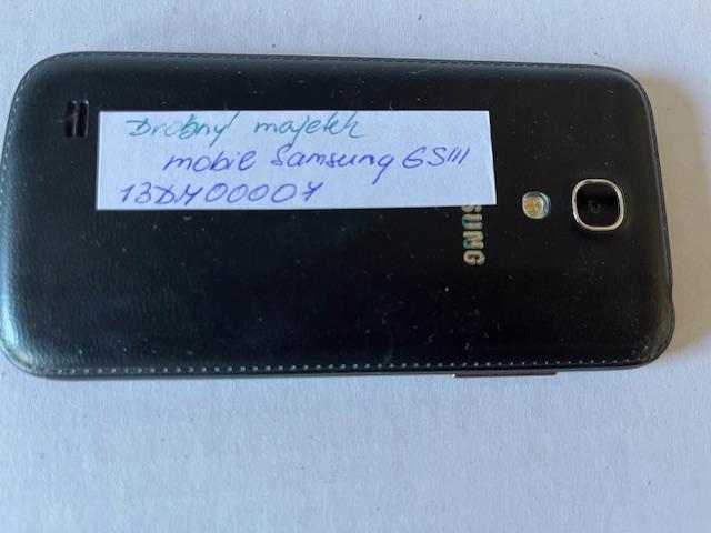Soubor drobné elektroniky (telefony, notebooky, fotoaparát) - foto 13