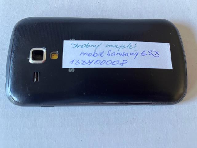 Soubor drobné elektroniky (telefony, notebooky, fotoaparát) - foto 15