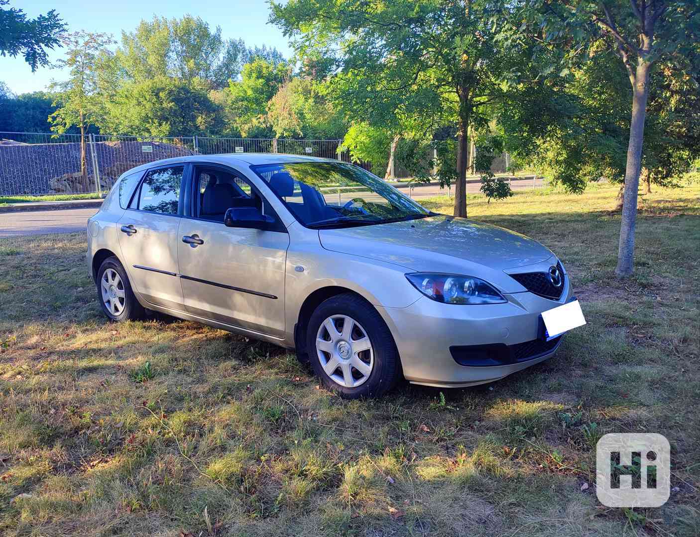 Mazda 3, pěkná - garážováno  - foto 1