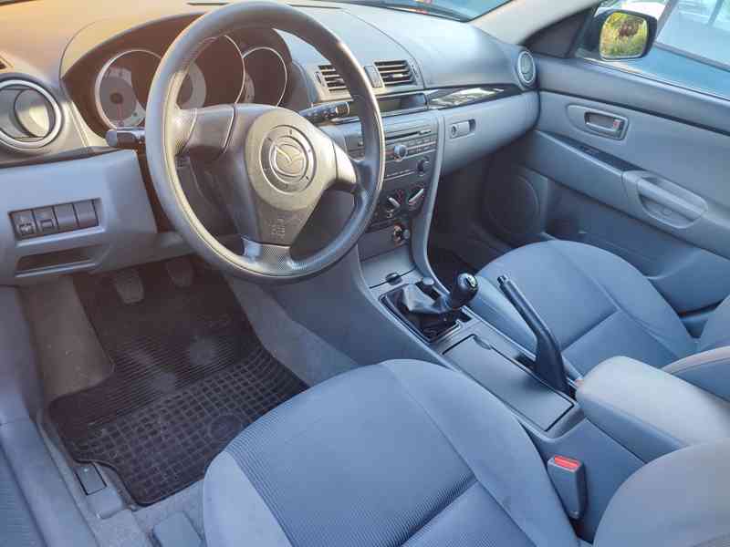 Mazda 3, pěkná - garážováno  - foto 11