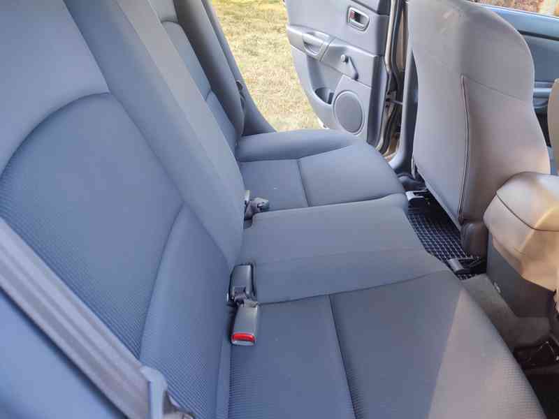 Mazda 3, pěkná - garážováno  - foto 10
