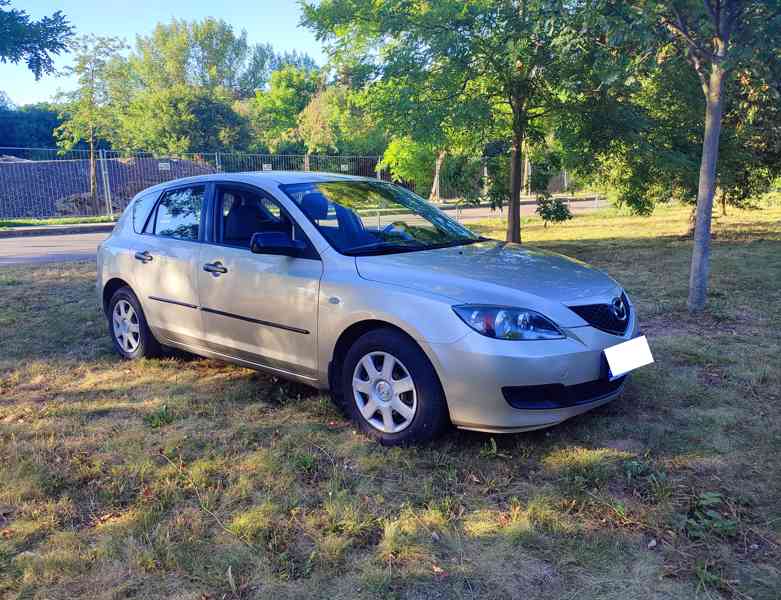 Mazda 3, pěkná - garážováno  - foto 1