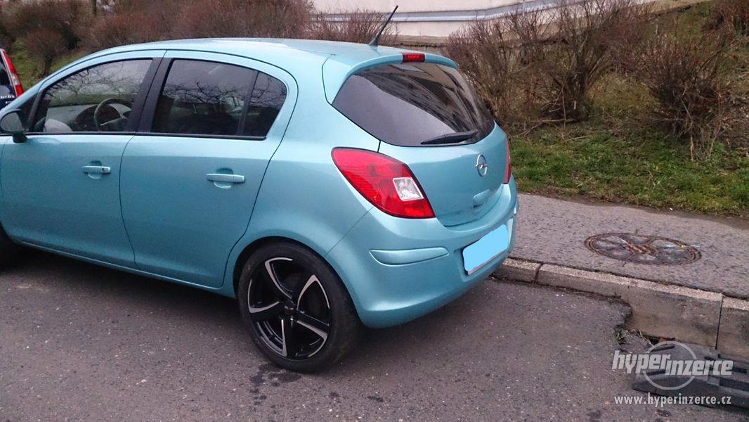 Opel Corsa D 1.2 LPG ǃǃǃ, r.v.10/11, STK 1/22 - foto 6