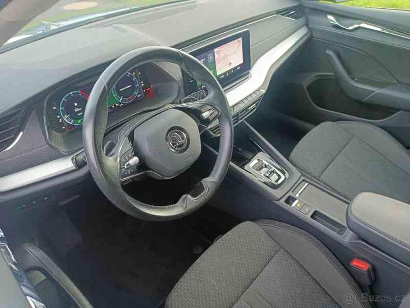 Škoda Octavia 2,0   TDI 110KW DSG STYLE PLUS - foto 9