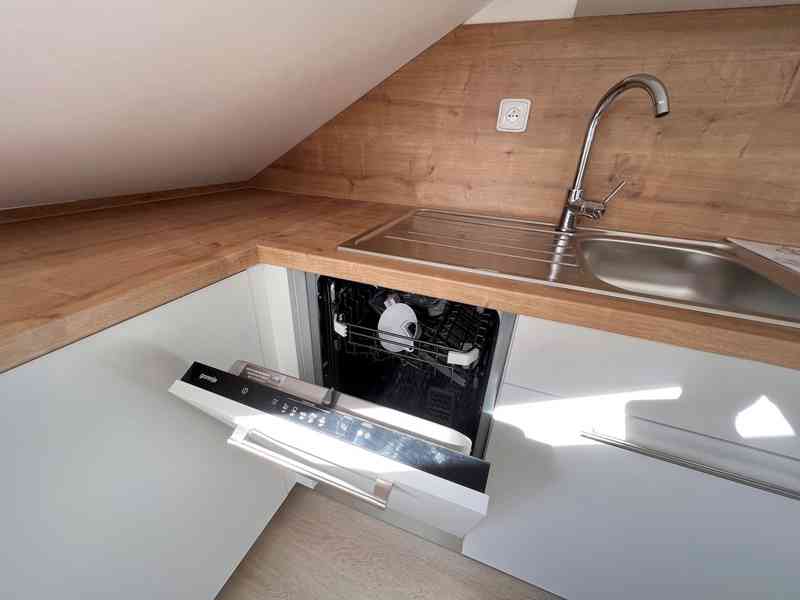 PRONÁJEM NOVOSTAVBY BYTU 4+KK V JINAČOVICÍCH  - foto 3