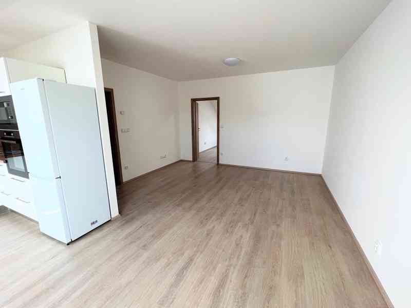 PRONÁJEM NOVOSTAVBY BYTU 4+KK V JINAČOVICÍCH  - foto 8