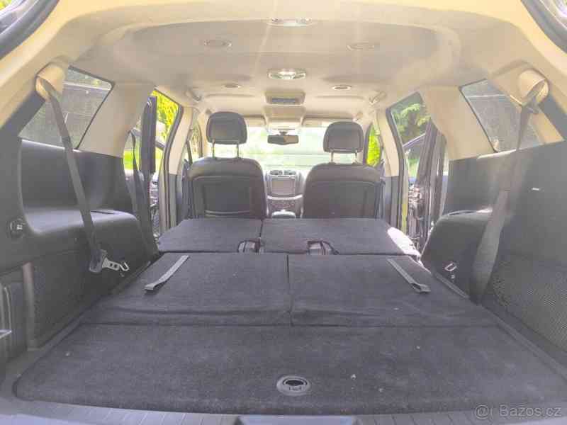 Fiat Freemont 2,0   125 KW - foto 7