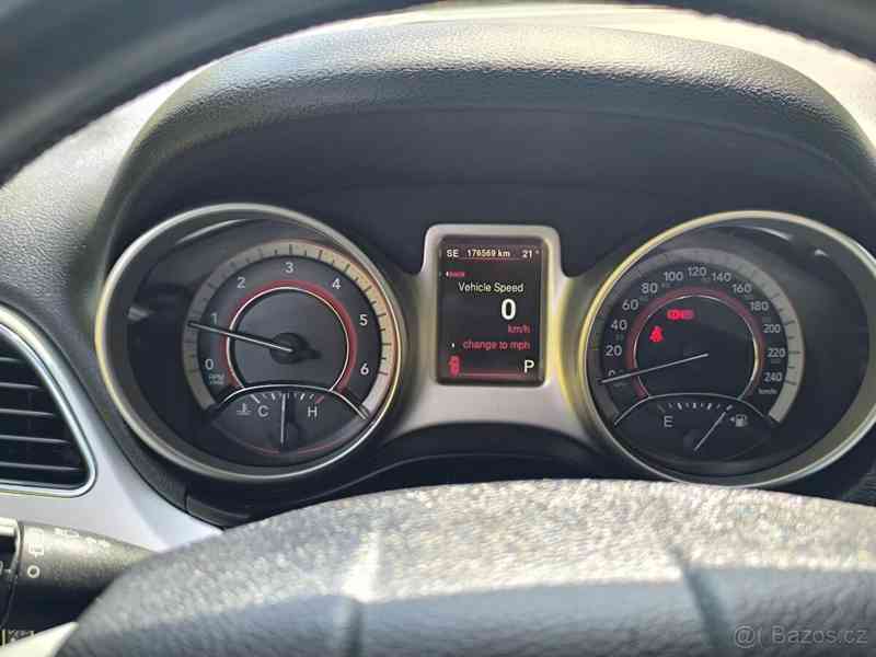 Fiat Freemont 2,0   125 KW - foto 17