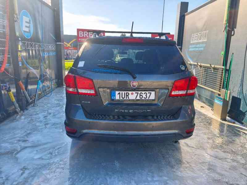 Fiat Freemont 2,0   125 KW - foto 16