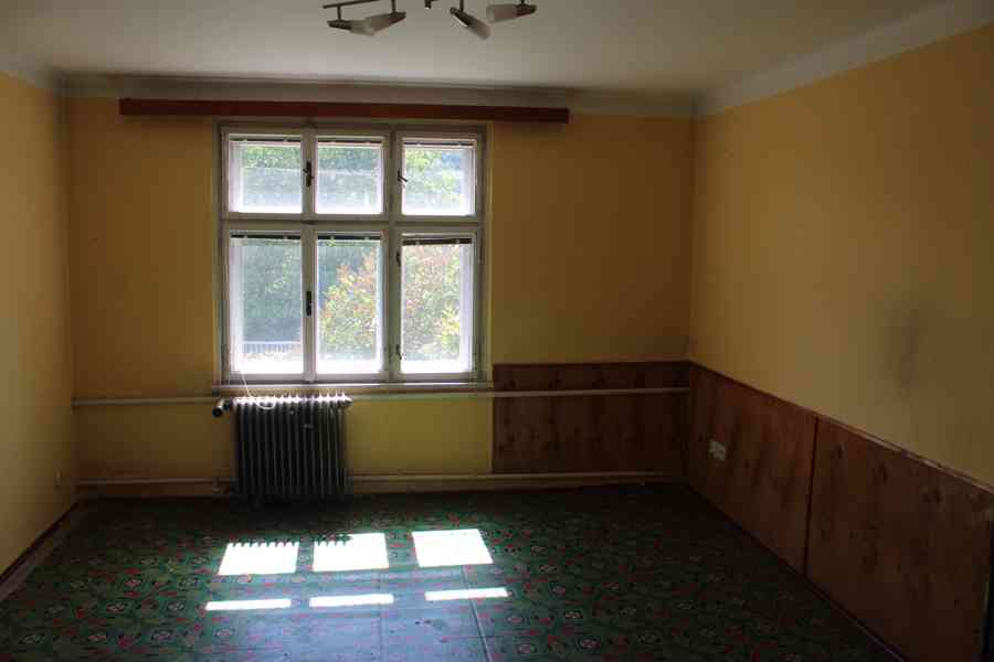 Prodej rodinného domu 218 m², pozemek 1155 m² Brná, Ústí n.L - foto 6